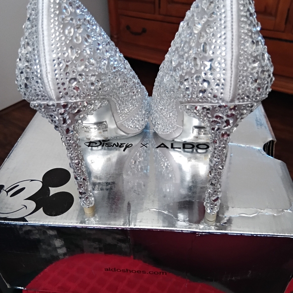 Aldo Rhinestone Cinderella Pumps - Picture 3 of 4